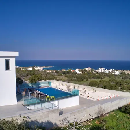 펜션 4 Bedroom, Private With Pool And Sea Views